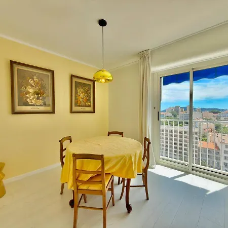 Vue 180 - Balcon - Plages 10min Apartment *