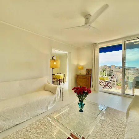 Vue 180 - Balcon - Plages 10min Apartment *